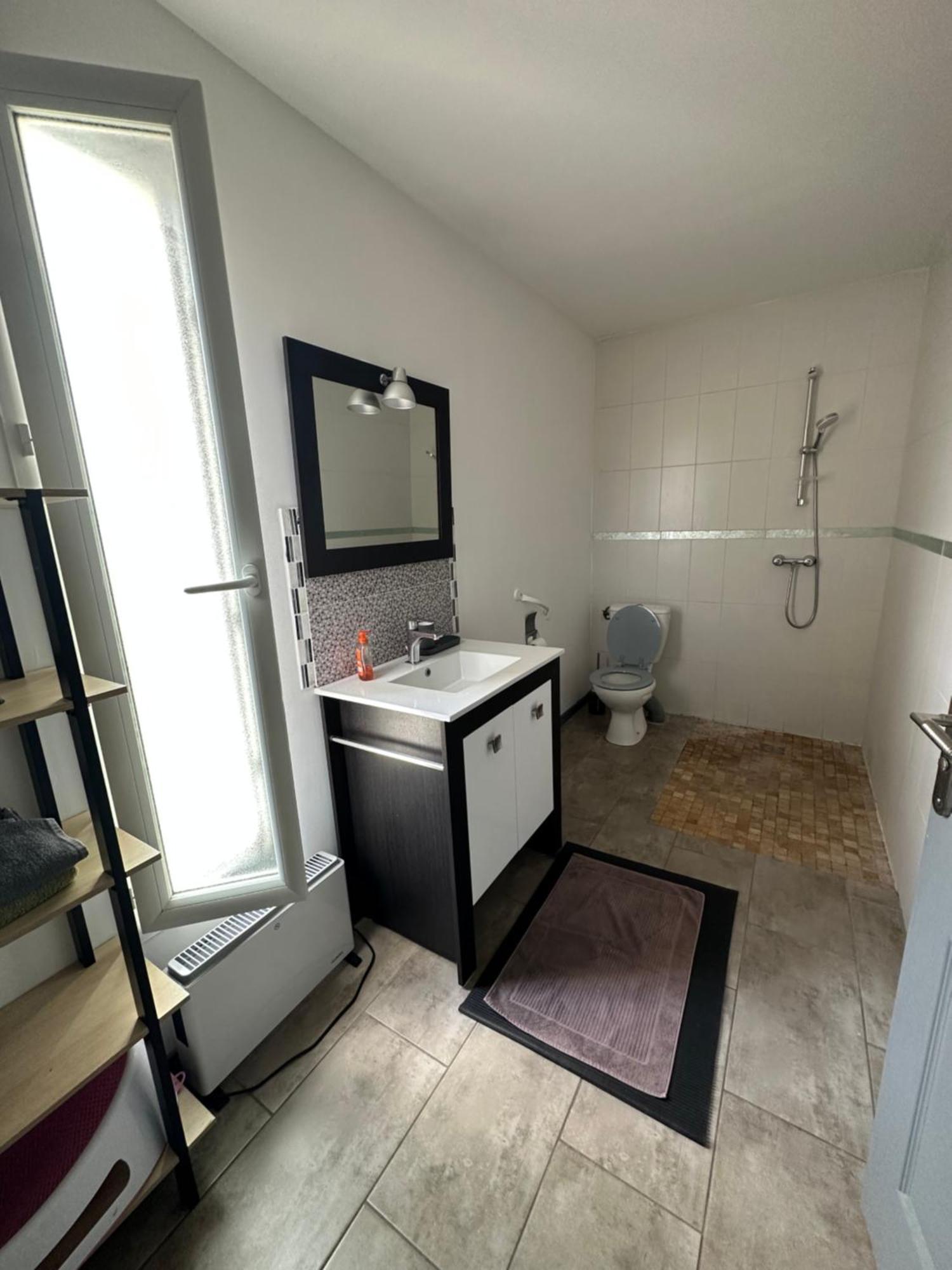 Superbe Appartement Avec Piscine Et Spa Privatif Villeneuve-les-Beziers Exterior foto